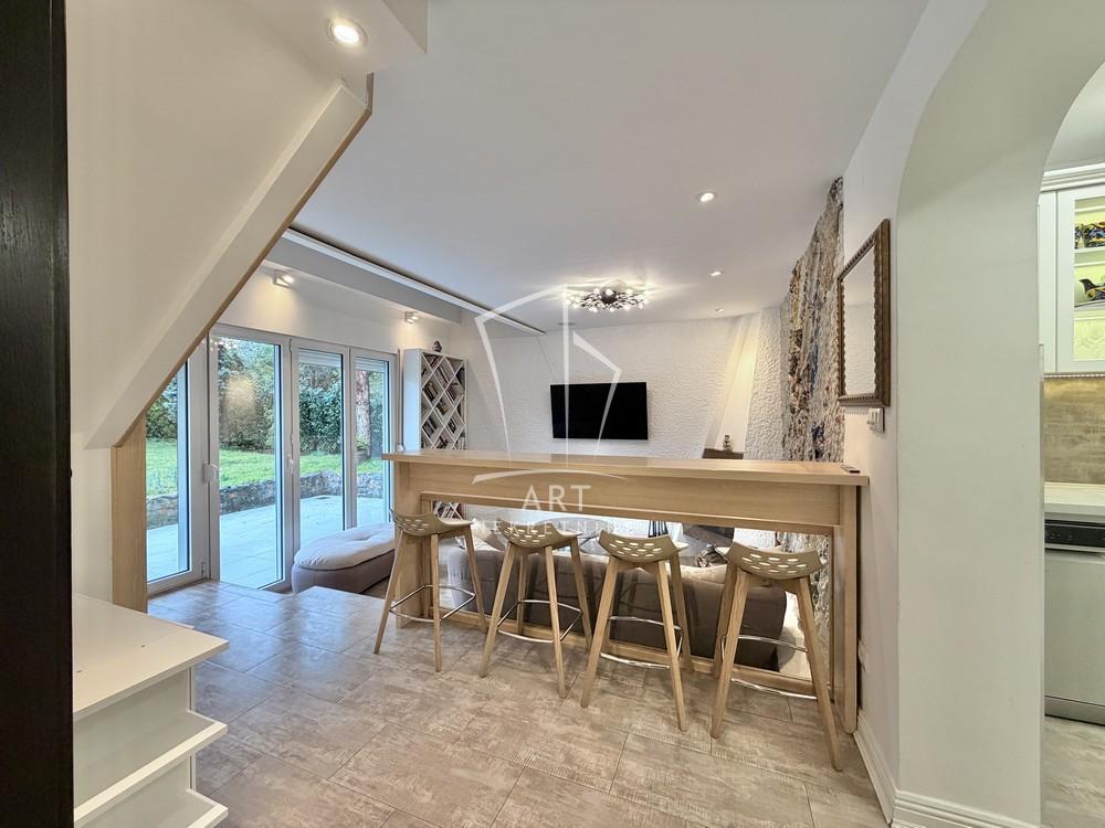 Slika 3 - General Živka Pavlovića,  Kuća za izdavanje, 222m2, 3.900€
