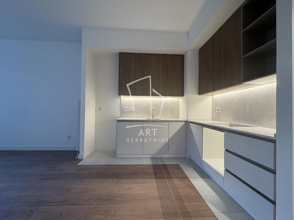 Slika 4 - Luke Ćelovića Trebinjca, Dvosoban stan za izdavanje, 61m2, 1.200€