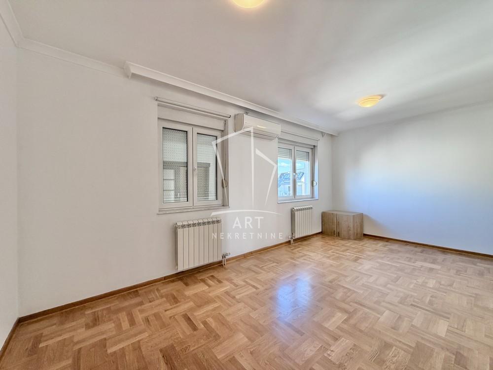 Slika 9 - Maksima Gorkog, Četvorosoban stan na prodaju, 108m2, 320.000€