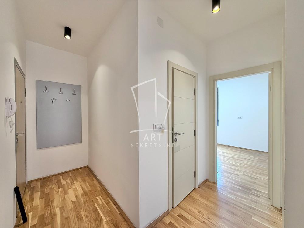 Slika 6 - Dimitrija Tucovića, Trosoban stan na prodaju, 75m2, 320.000€