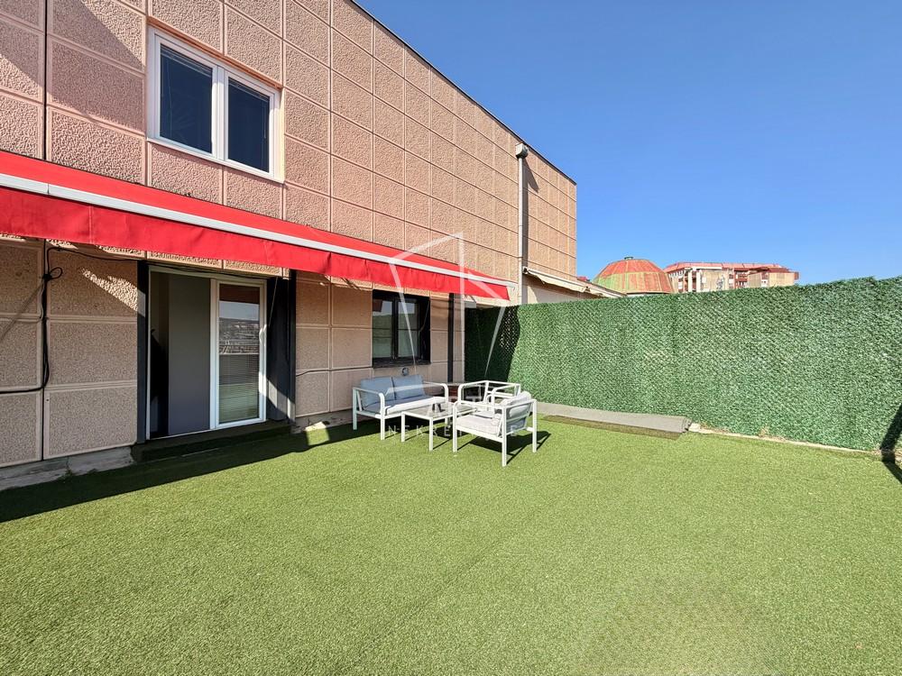 Slika 1 - Takovska,  Lokal za izdavanje, 100m2, 1.100€