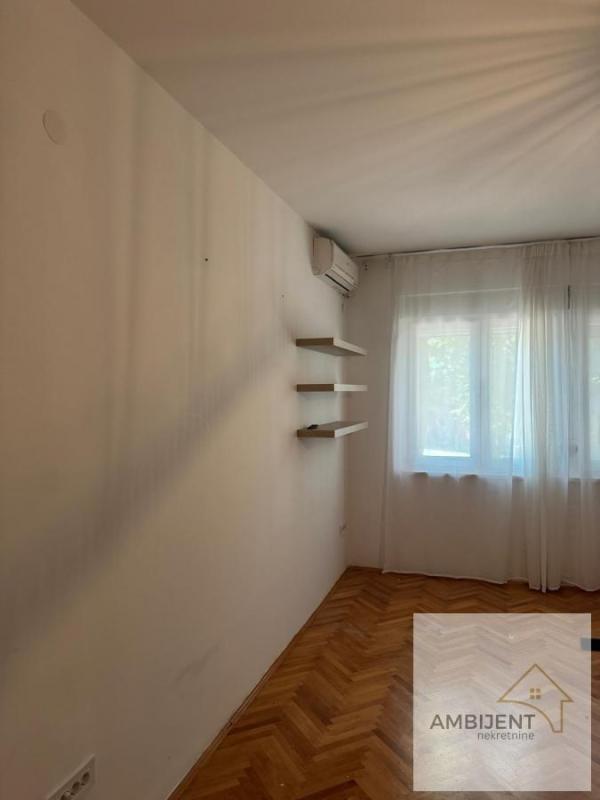Slika 3 - Trosoban stan na prodaju, 54m2, 200.000€