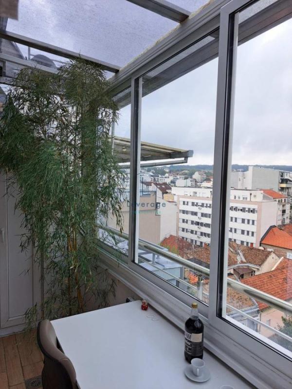 Slika 1 - Pećska, Petosoban stan za izdavanje, 118m2, 1.590€
