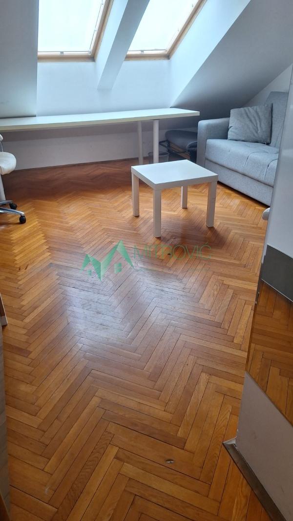 Slika 6 -  Stan za izdavanje, 23m2, 500€