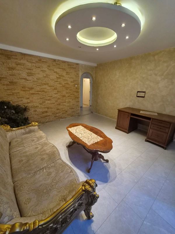 Slika 1 - Bulevar Arsenija Čarnojevića, Trosoban stan za izdavanje, 75m2, 650€