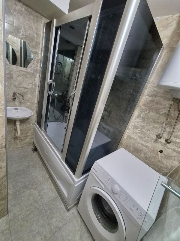 Slika 8 - Bulevar Arsenija Čarnojevića, Trosoban stan za izdavanje, 75m2, 650€