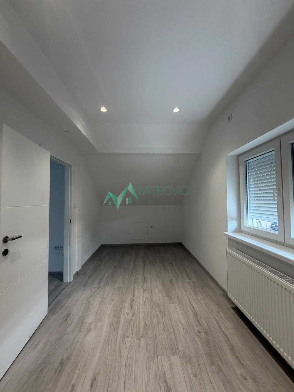 Slika 10 -  Stan za izdavanje, 286m2, 500€