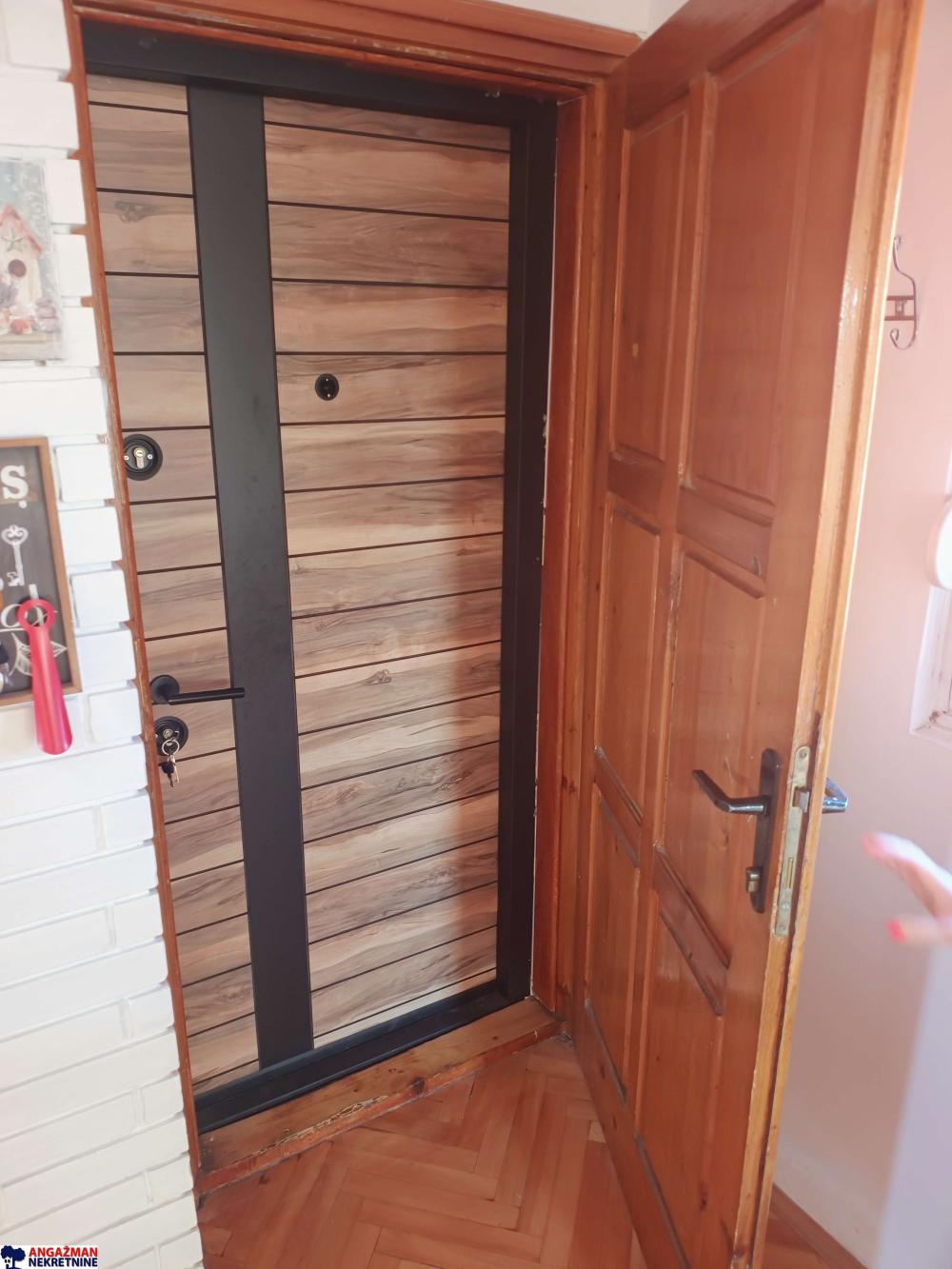 Slika 2 - Živka Davidovića, Dvoiposoban stan na prodaju, 52m2, 180.000€