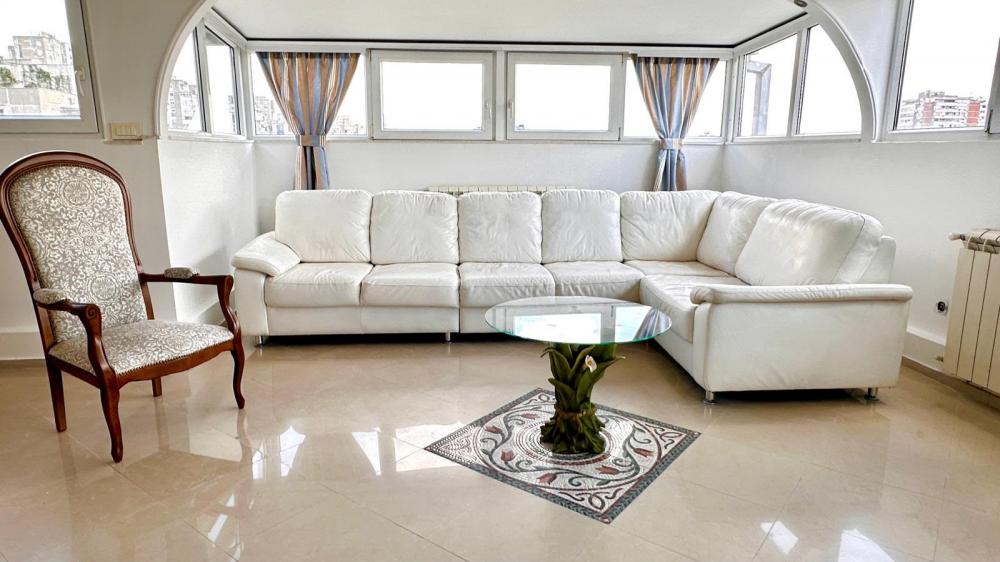 Slika 2 - Jurija Gagarina, Troiposoban stan za izdavanje, 160m2, 1.500€