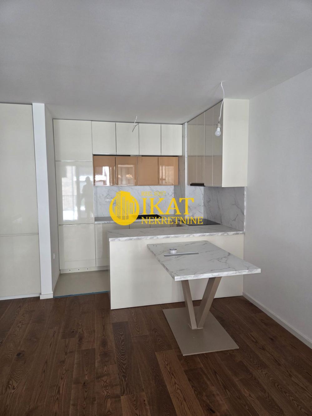 Slika 4 - Mirka Milojkovića, Trosoban stan na prodaju, 67m2, 225.000€