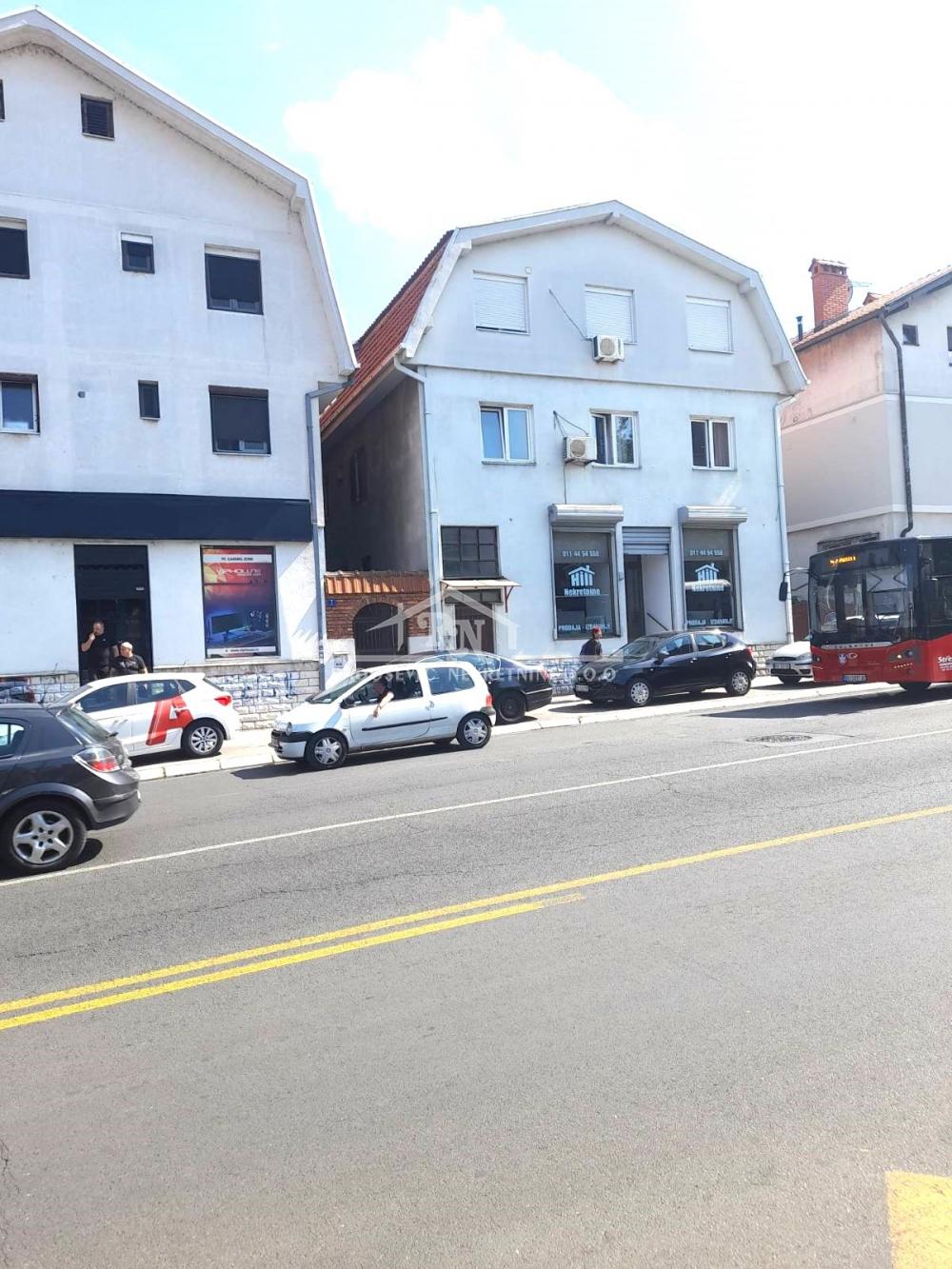 Slika 2 - Kirovljeva,  Lokal za izdavanje, 76m2, 1.000€