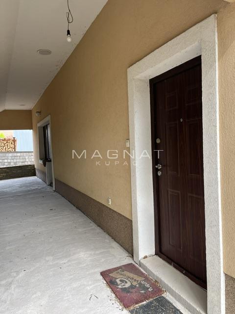Slika 1 - Maršala Tita,  Kuća na prodaju, 200m2, 150.000€