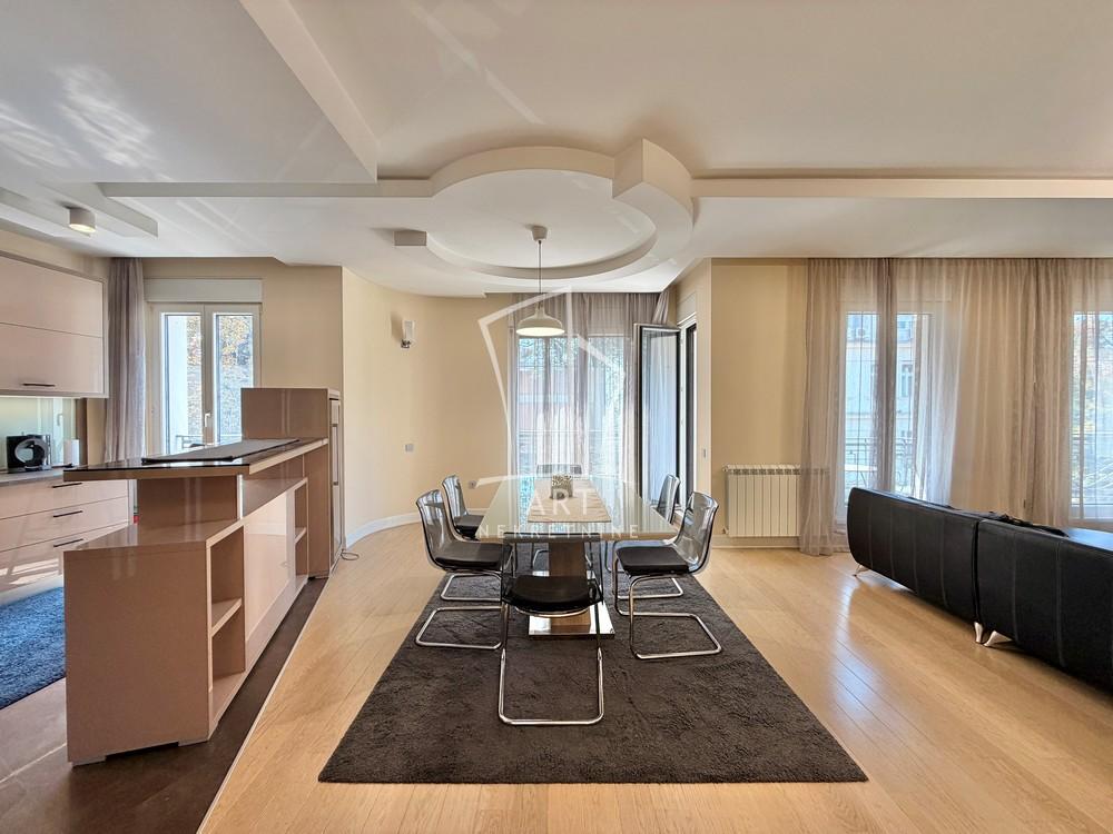 Slika 6 - Rankeova, Četvorosoban stan za izdavanje, 189m2, 2.800€