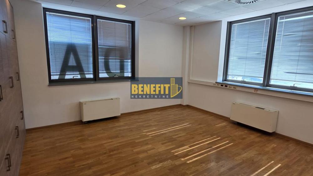 Slika 9 -  Lokal za izdavanje, 330m2, 4.950€