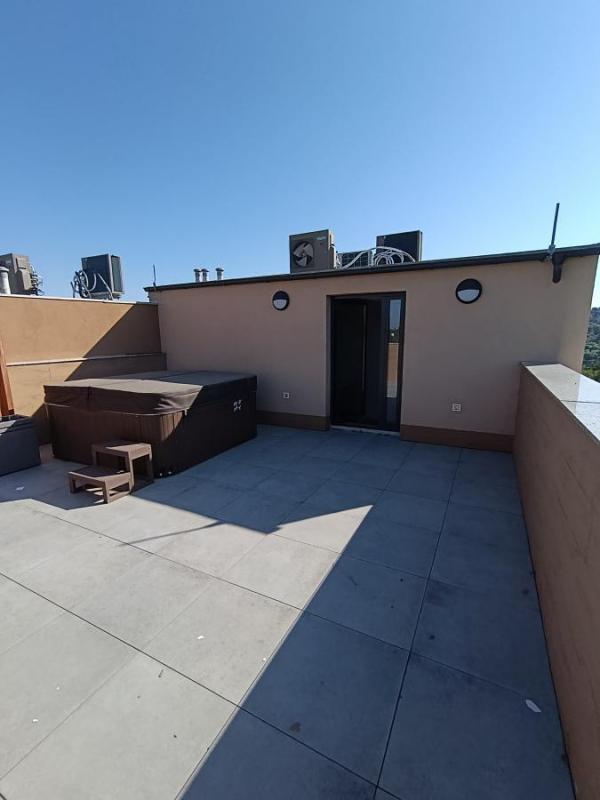 Slika 7 -  Kuća za izdavanje, 230m2, 2.000€