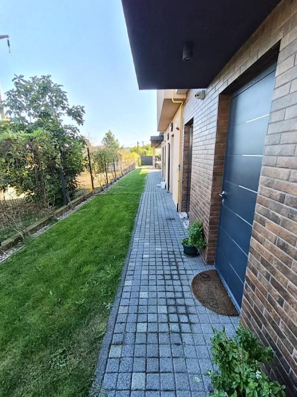 Slika 4 -  Kuća za izdavanje, 230m2, 2.000€