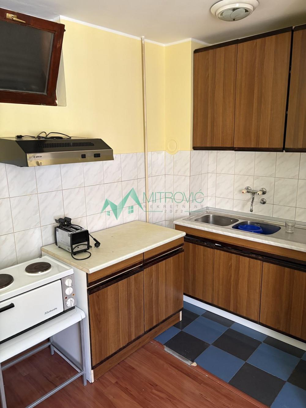 Slika 5 - Dvosoban stan za izdavanje, 50m2, 250€