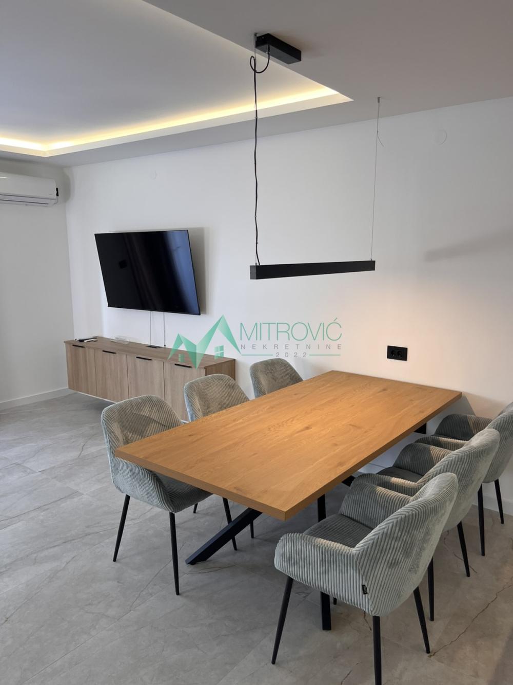 Slika 8 - Četvorosoban stan za izdavanje, 93m2, 1.000€