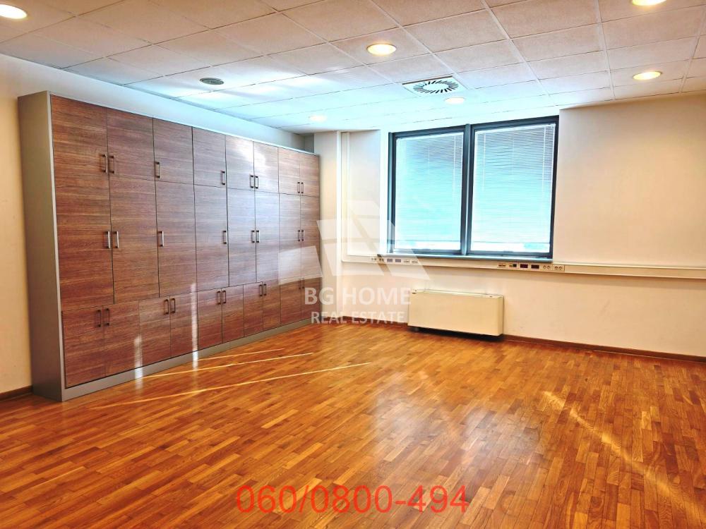 Slika 1 - Partizanske avijacije,  Lokal za izdavanje, 335m2, 4.950€