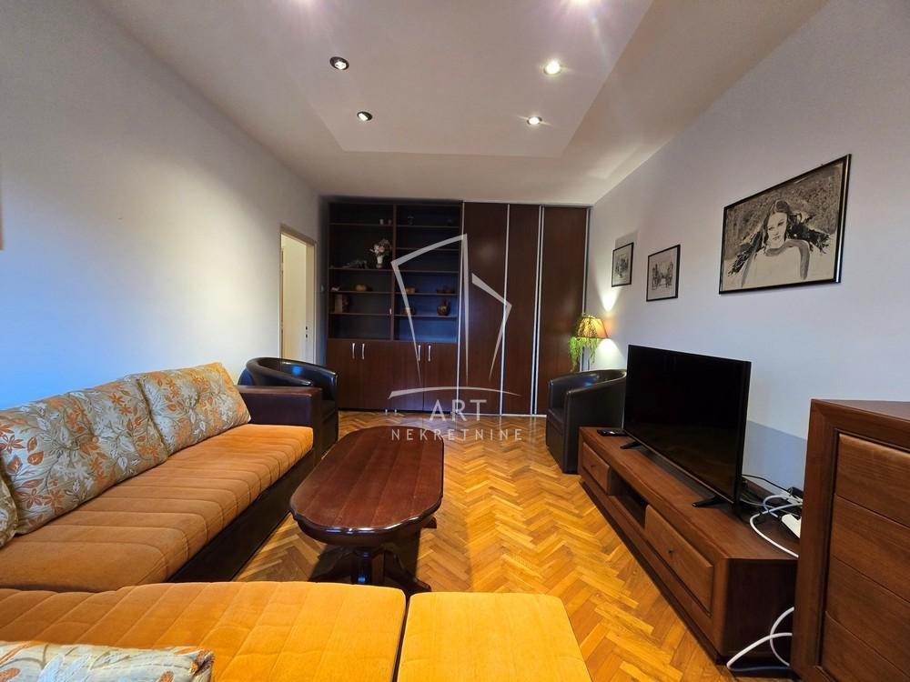 Slika 1 - Sarajevska, Dvosoban stan za izdavanje, 68m2, 800€