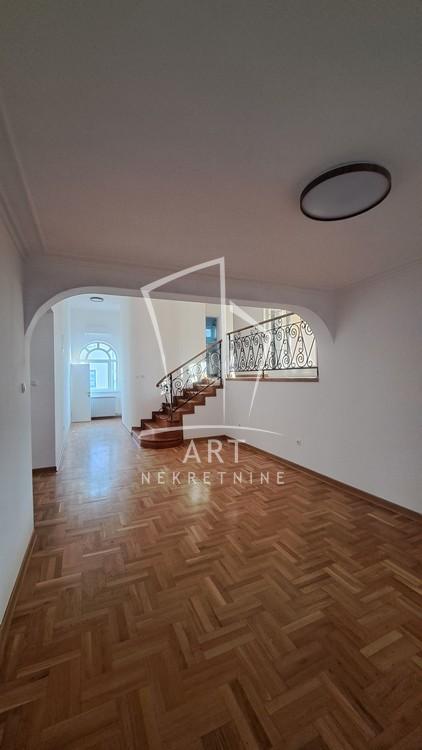 Slika 2 - Čedomilja Mitrovića, Četvorosoban stan za izdavanje, 140m2, 1.000€