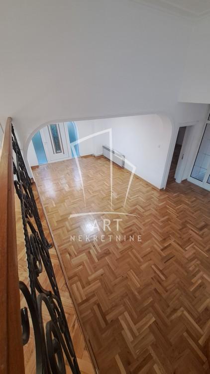 Slika 6 - Čedomilja Mitrovića, Četvorosoban stan za izdavanje, 140m2, 1.000€