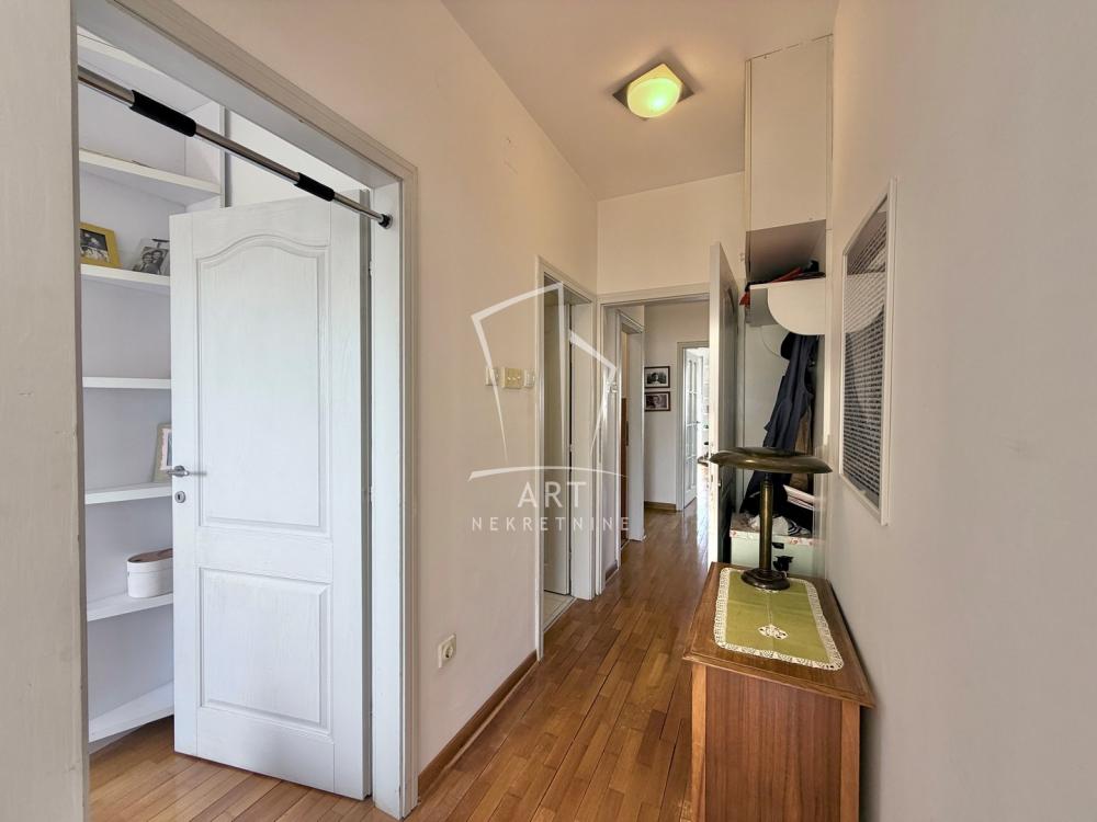 Slika 11 - Mlatišumina, Dvoiposoban stan za izdavanje, 75m2, 1.200€