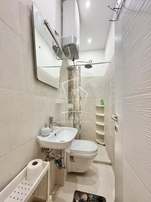 Slika 8 - Kosančićev Venac, Stan za izdavanje, 25m2, 550€
