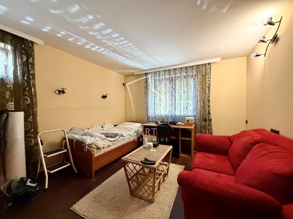 Slika 6 - Milana Toplice,  Kuća na prodaju, 299m2, 747.500€