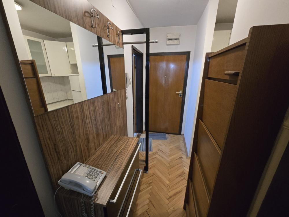 Slika 5 - Žorža Klemansoa, Jednosoban stan za izdavanje, 35m2, 450€