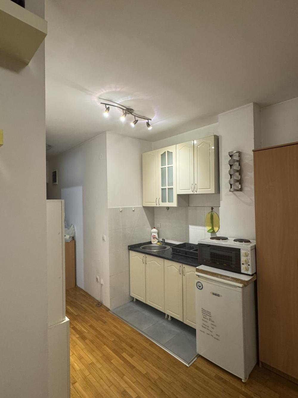 Slika 1 - Primorska, Jednosoban stan za izdavanje, 30m2, 400€