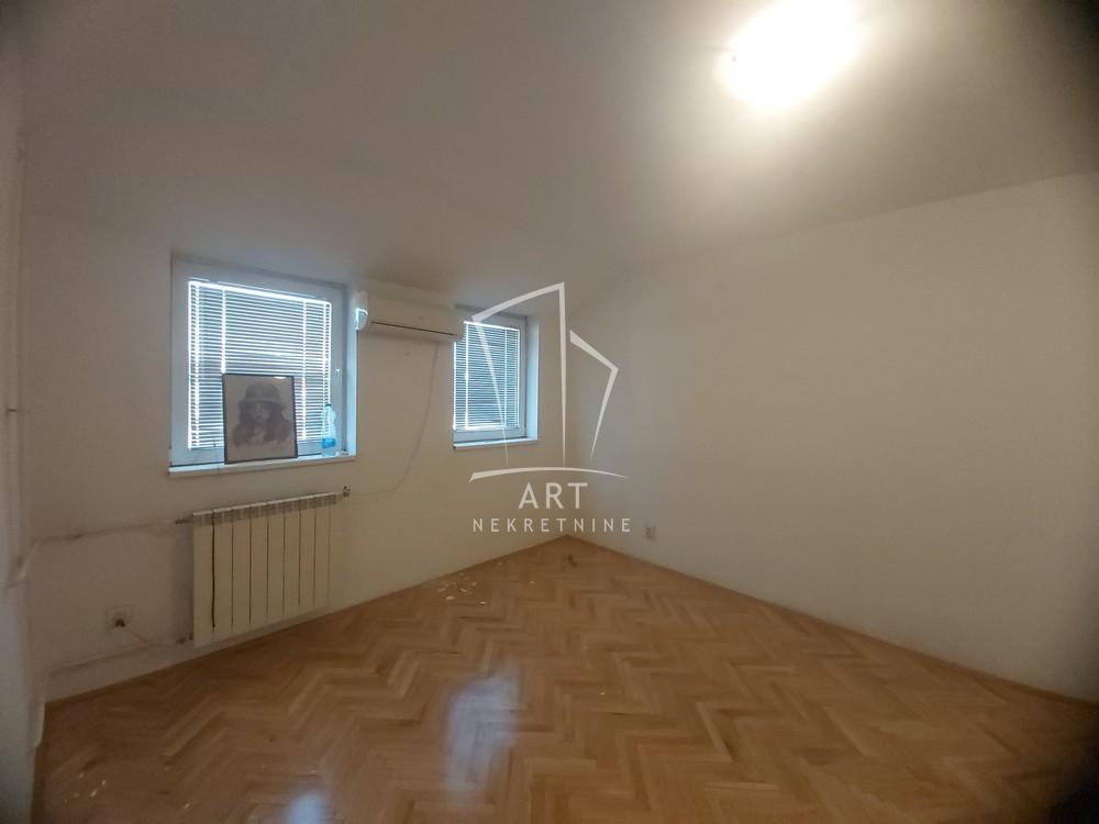 Glavna slika oglasa 415828