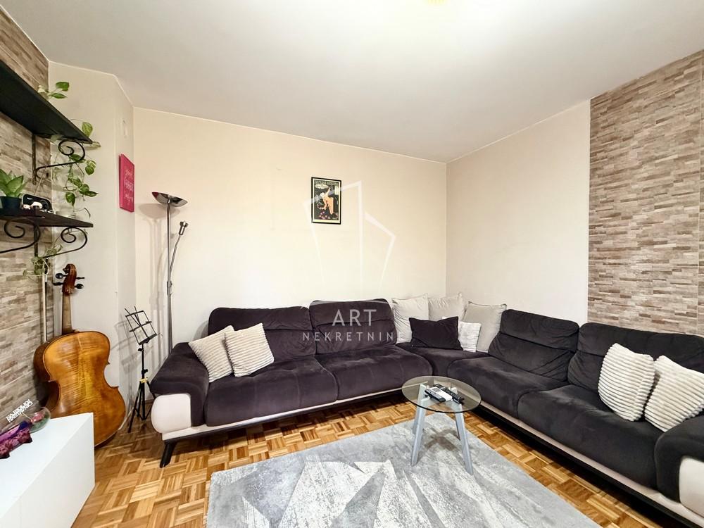 Slika 2 - Sretena Mladenovića Mike, Dvoiposoban stan na prodaju, 56m2, 162.000€