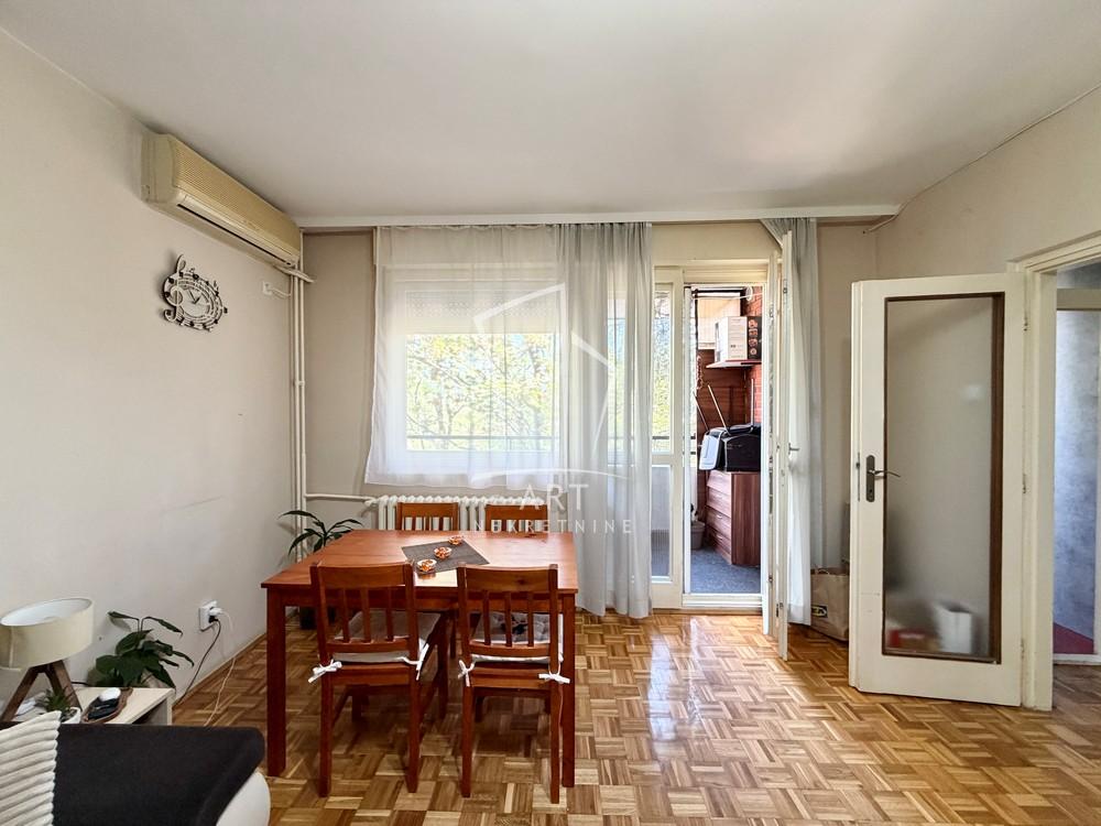 Slika 3 - Sretena Mladenovića Mike, Dvoiposoban stan na prodaju, 56m2, 162.000€