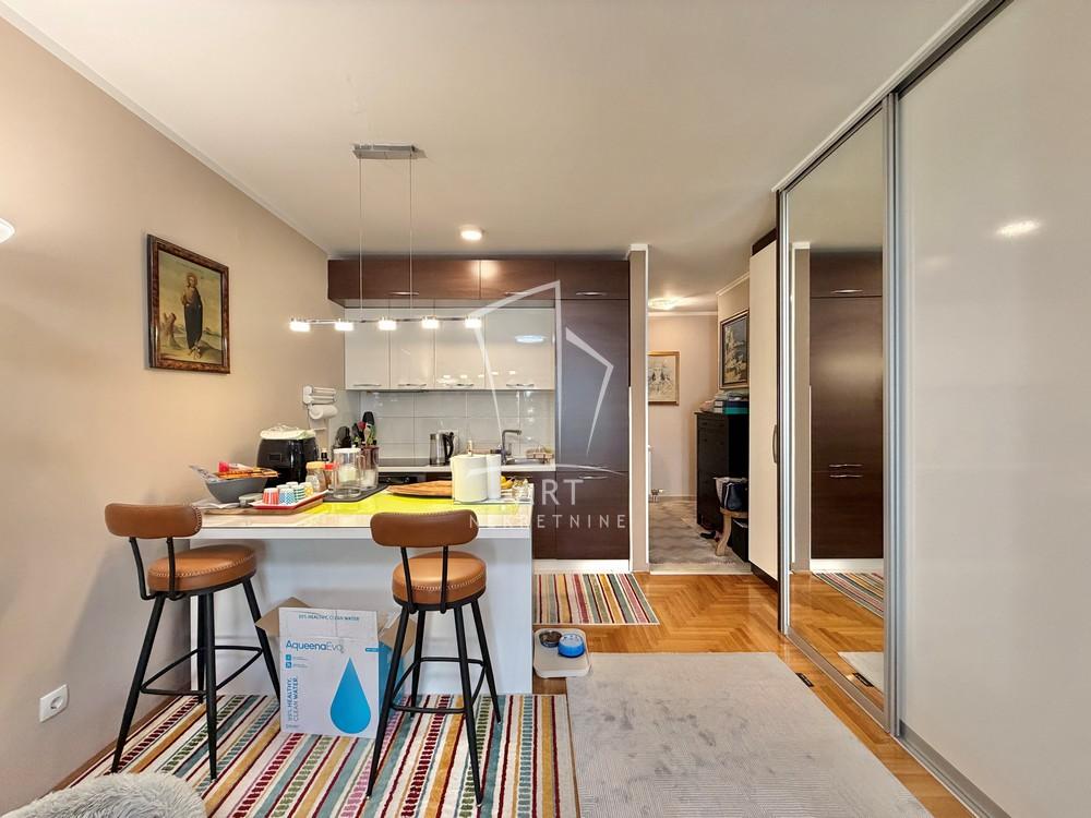 Slika 3 - Braće Miladinov, Dvosoban stan na prodaju, 39m2, 175.000€