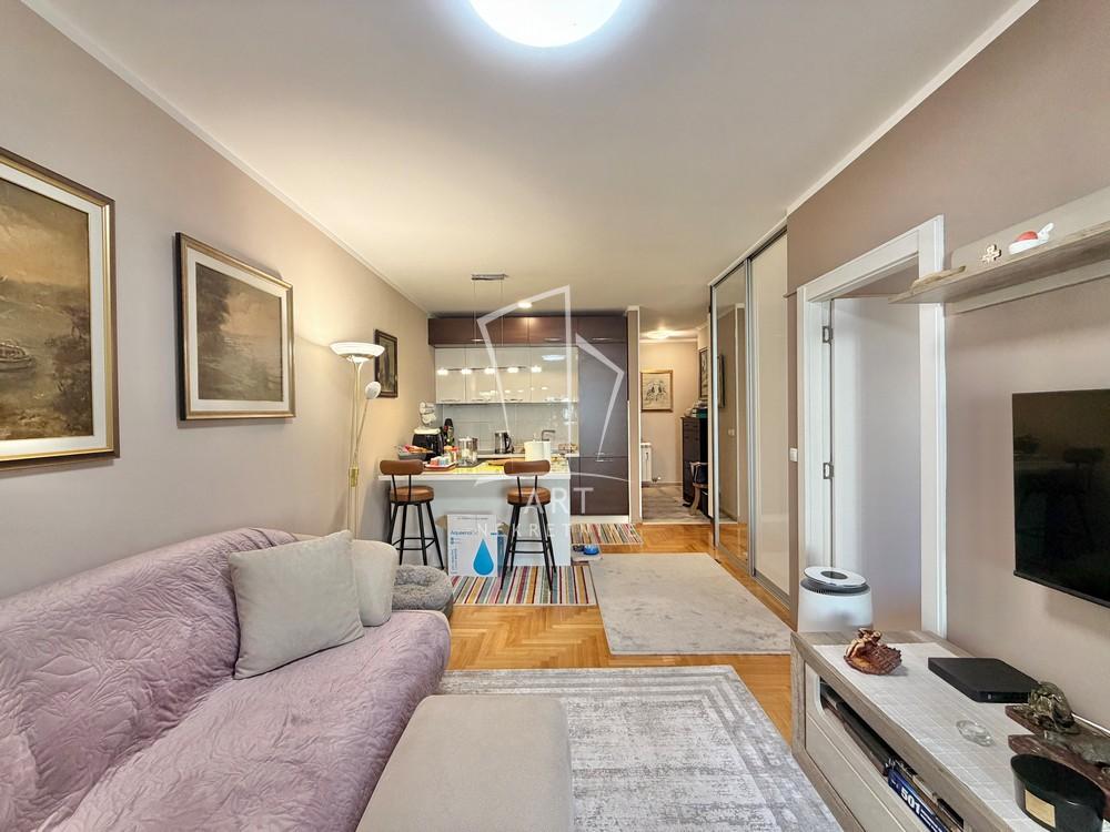 Slika 2 - Braće Miladinov, Dvosoban stan na prodaju, 39m2, 175.000€