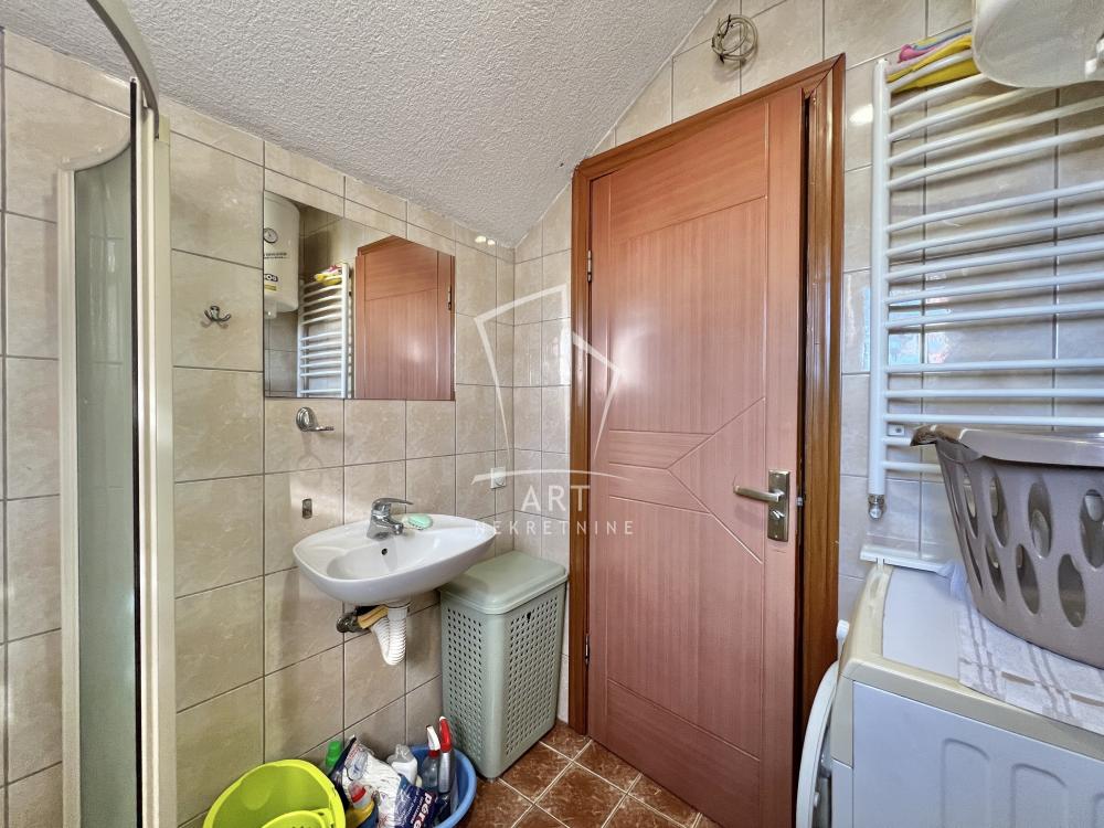 Slika 10 - Bistrička, Kuća na prodaju, 327m2, 350.000€