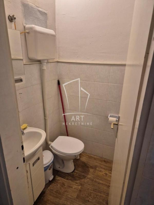 Slika 4 - Strugarska,  Lokal za izdavanje, 27m2, 500€
