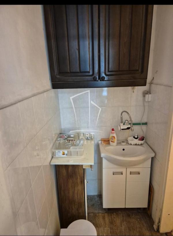 Slika 3 - Strugarska,  Lokal za izdavanje, 27m2, 500€