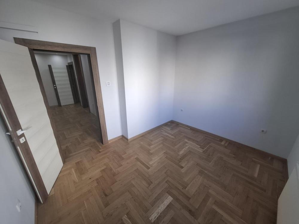 Slika 10 - Trosoban stan za izdavanje, 68m2, 450€