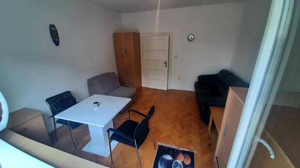 Slika 3 - Jednosoban stan za izdavanje, 30m2, 300€