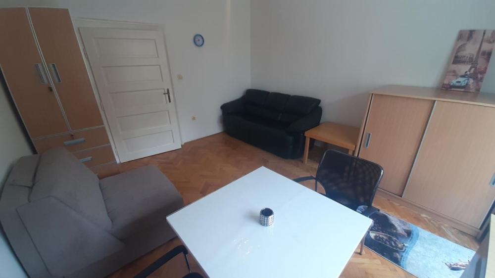 Slika 2 - Jednosoban stan za izdavanje, 30m2, 300€
