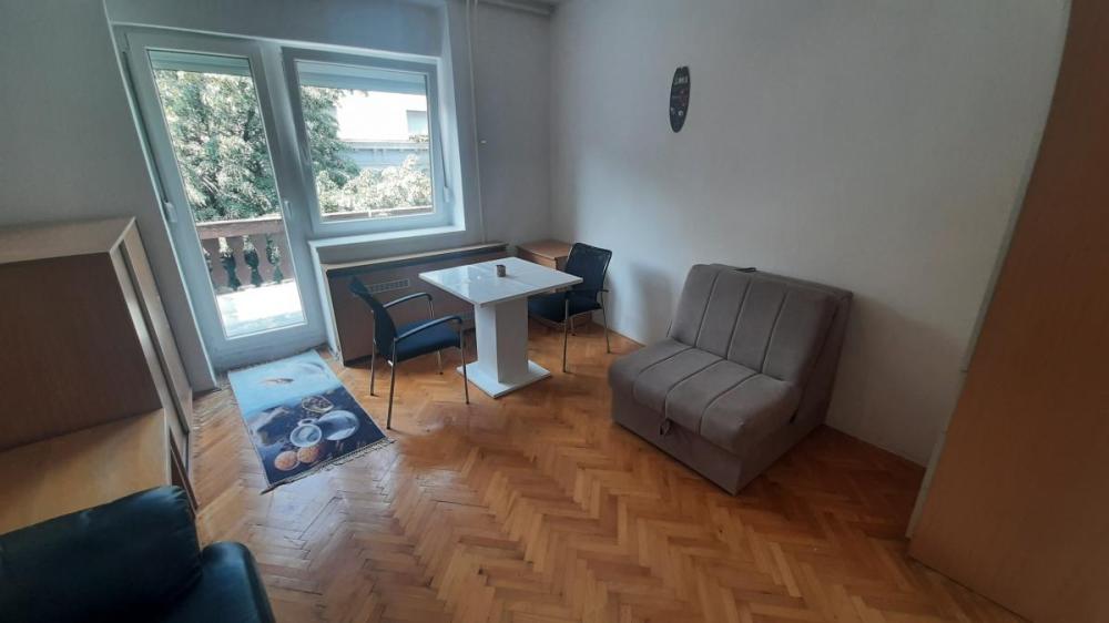 Slika 1 - Jednosoban stan za izdavanje, 30m2, 300€