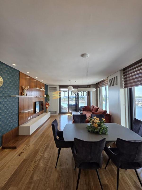 Slika 7 - Četvorosoban stan za izdavanje, 138m2, 3.500€