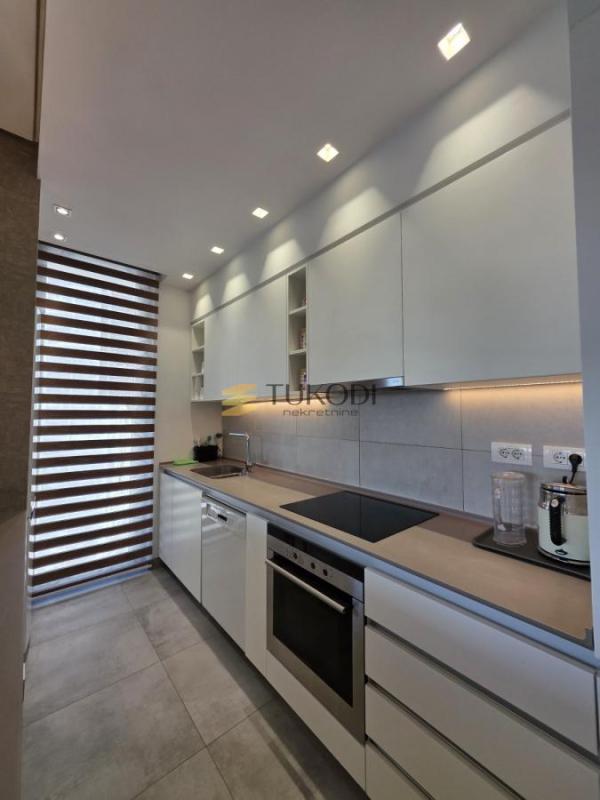 Slika 9 - Četvorosoban stan za izdavanje, 138m2, 3.500€