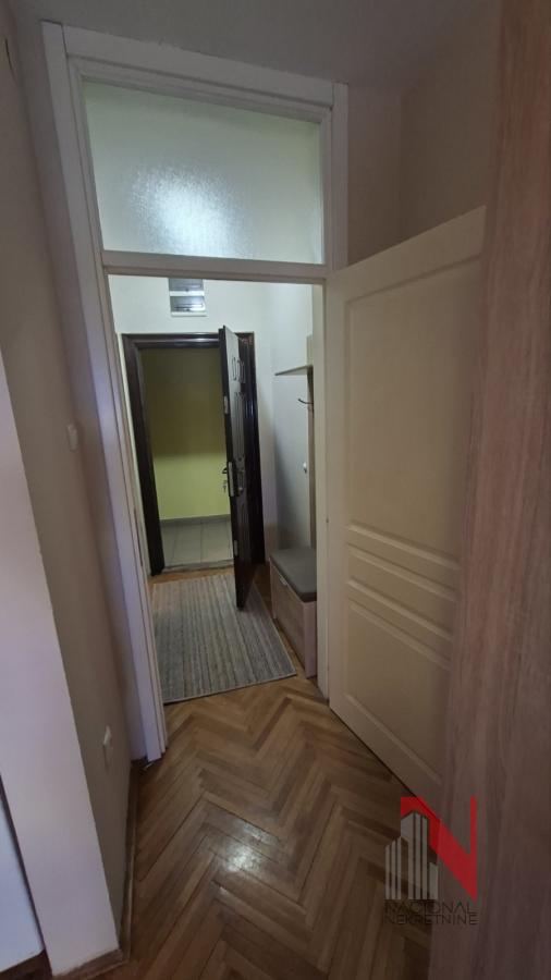 Slika 1 - PAPA PAVLA, Jednosoban stan za izdavanje, 22m2, 250€