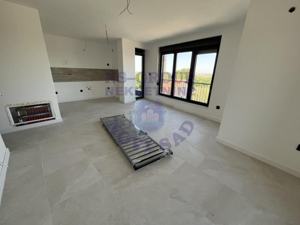 Glavna slika -Četvorosoban stan na prodaju, 83m2, 217.400€