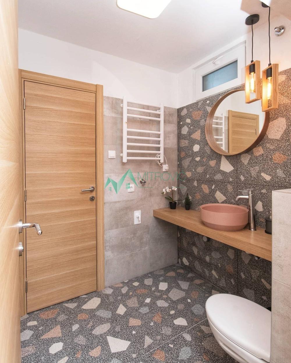 Slika 11 -  Kuća za izdavanje, 170m2, 2.000€