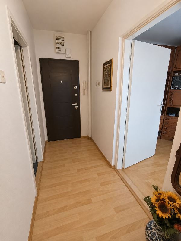 Slika 7 - Braće Jerković, Dvosoban stan za izdavanje, 65m2, 400€