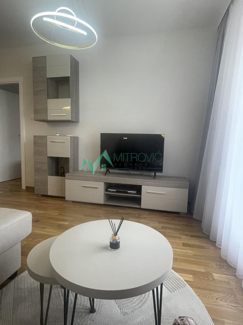 Slika 2 - Dvosoban stan za izdavanje, 43m2, 550€